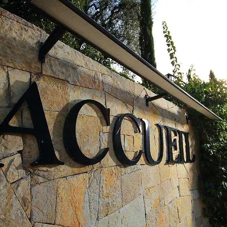 Adonis Aparthotel