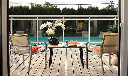 Adonis Aparthotel 4*