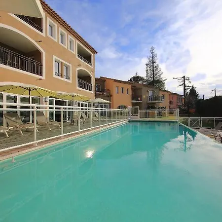 Adonis Aparthotel 4*