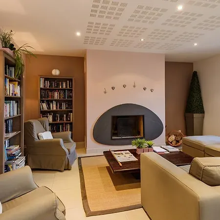 Aparthotel Adonis